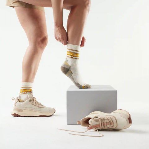 Women's Hike Zig Zag Valley Mid Crew Socks