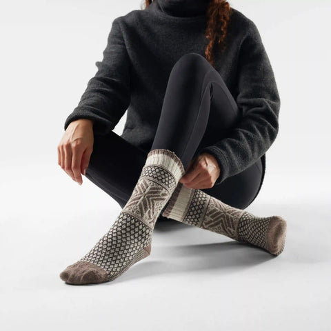 Women's Everyday Cozy Popcorn Snowflake Crew Socks