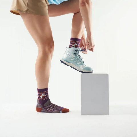 Women's Hike Retro Floral Mid Crew Socks