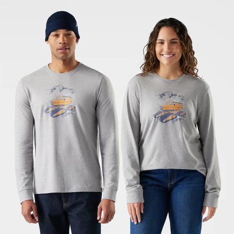 Snowcat Graphic Long Sleeve Graphic Tee