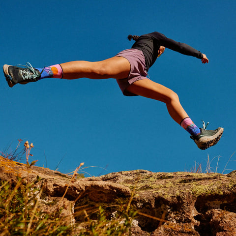 Women’s Hike Mountain Sunrise Print Crew Socks