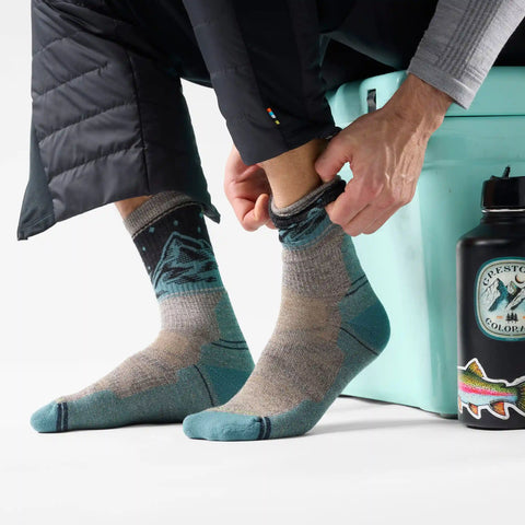 Hike Valley View Crew Socks