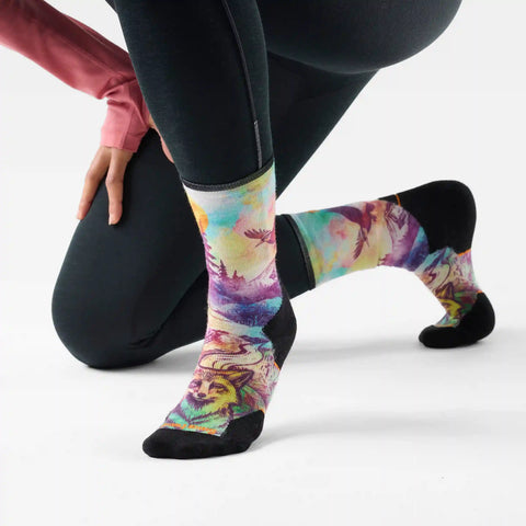 Women's Trail Run Serene Peak Print Crew Socks