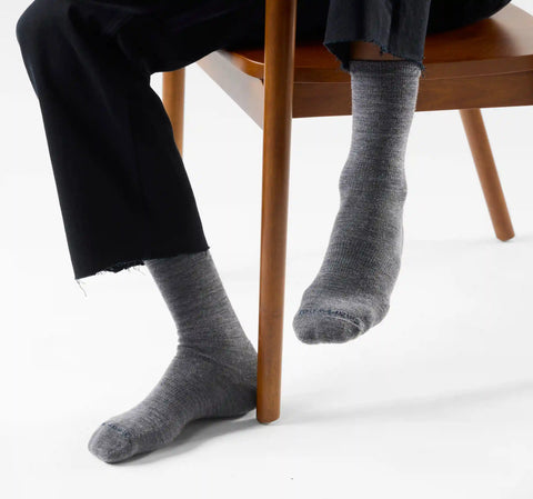 Everyday Solid Rib Crew Socks